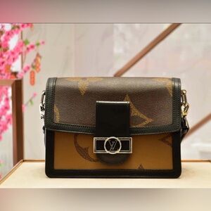 Authentic Louis Vuitton Dauphine MM Reverse Monogram Crossbody Bag
